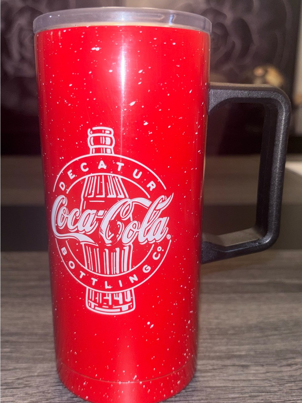 Coca Cola Red Insulated Travel Mug Tumbler Handle Lid 17.5 oz Coca-Cola Cup